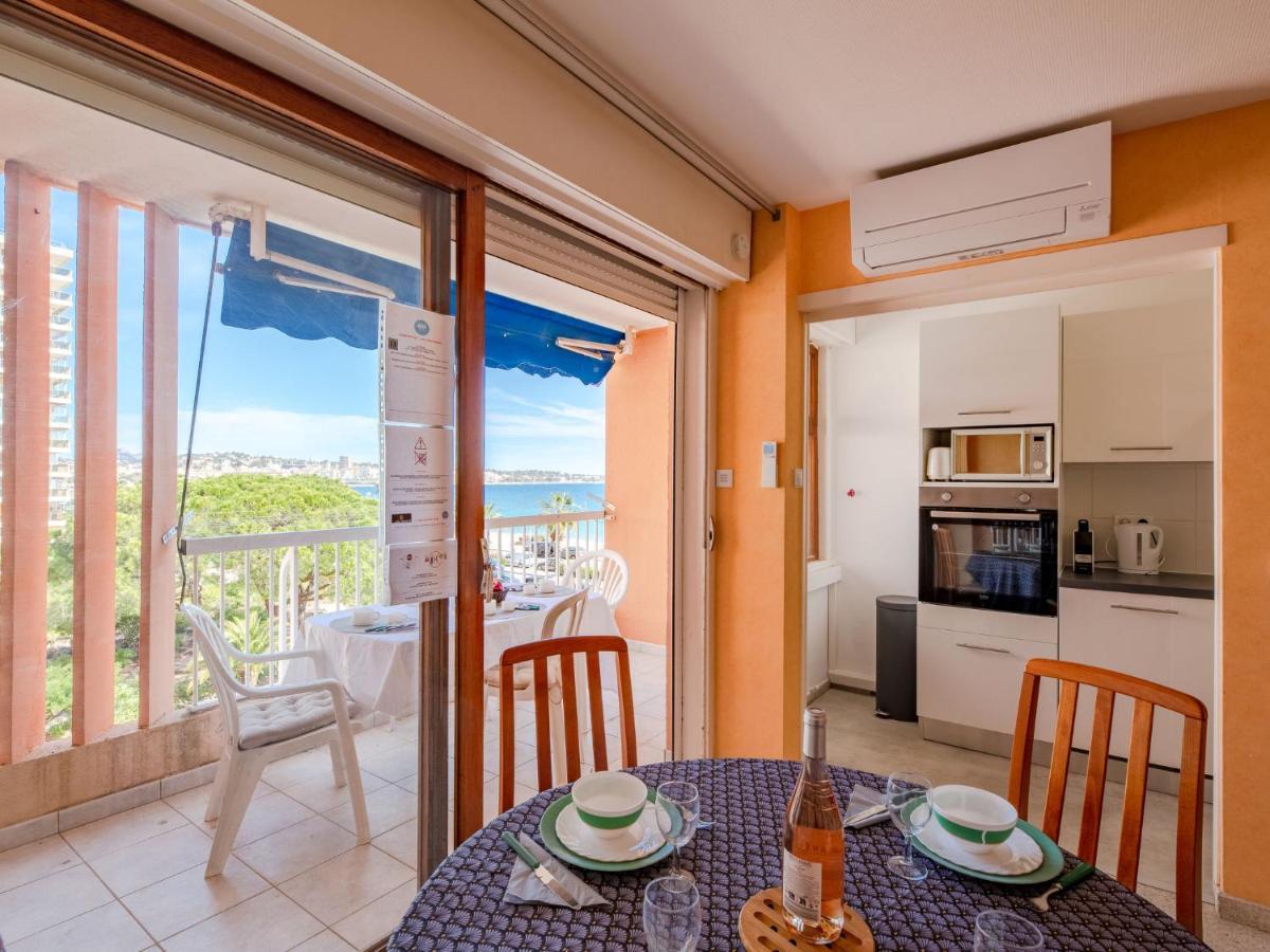 Apartment Le Mediterranee-1 By Interhome Фрежус Екстер'єр фото