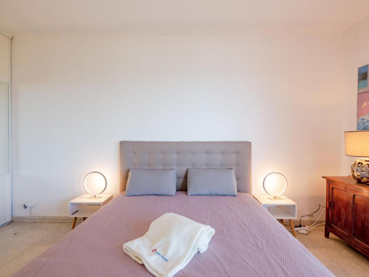 Apartment Le Mediterranee-1 By Interhome Фрежус Екстер'єр фото